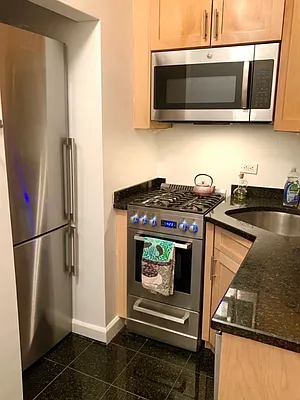 Rented by REAL New York | media 6