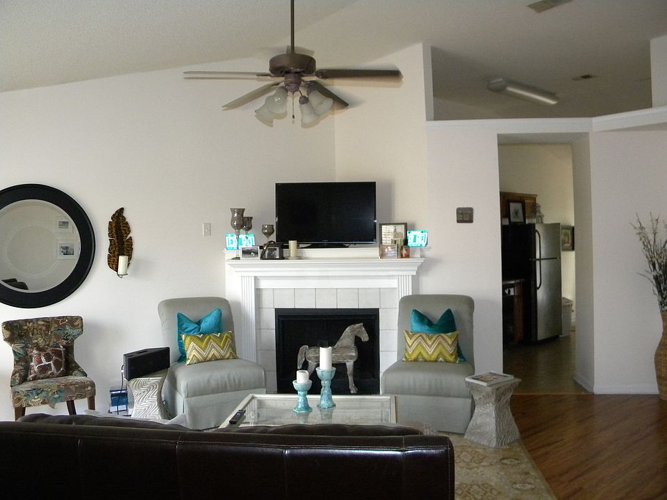 1st image of 10221 Cottage Farms Dr