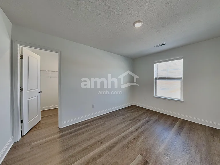 9040 Henley Ave — Photo 19