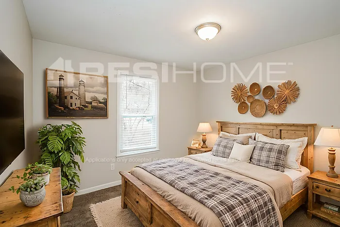112 Lancaster Ct — Photo 9