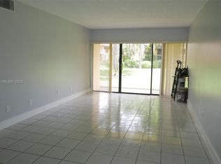 5991 Washington St APT 222, Hollywood, FL 33023
