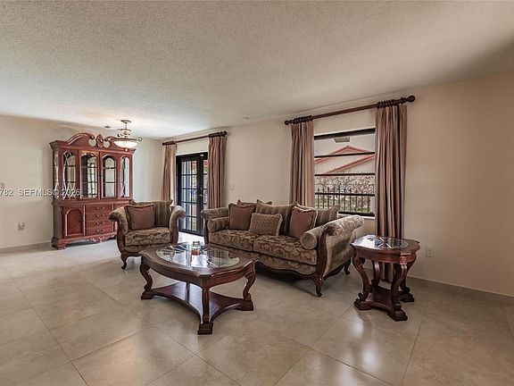 4th image of 13401 SW 30th St