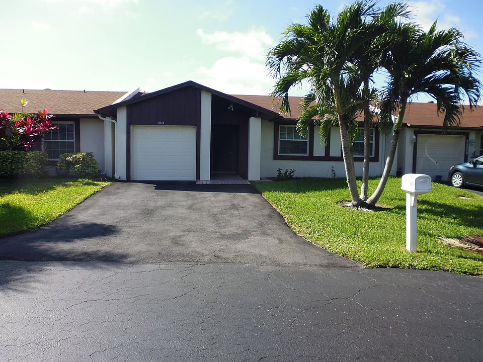 1st image of 15520 Bottlebrush Cir