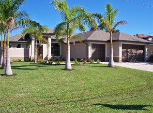 2529 SW 30th Terrace Cpe, Coral, FL 33914