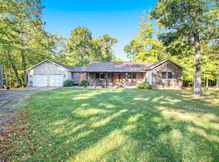 56896 Glenwood Rd, Cassopolis, MI 49031