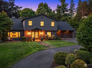 8426 NE 21st Pl, Clyde Hill, WA