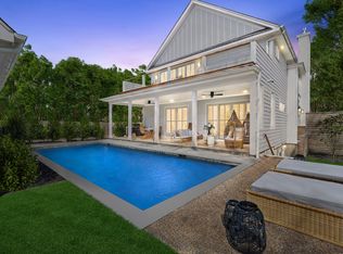 278 Hampton St, Sag Harbor, NY 11963
