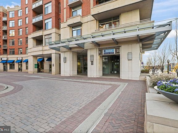 5th image of 3600 S Glebe Rd Unit 628W