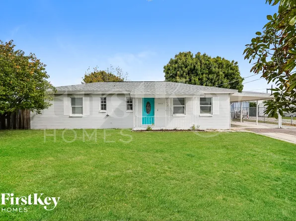 3805 W Rogers Ave, Tampa, FL 33611