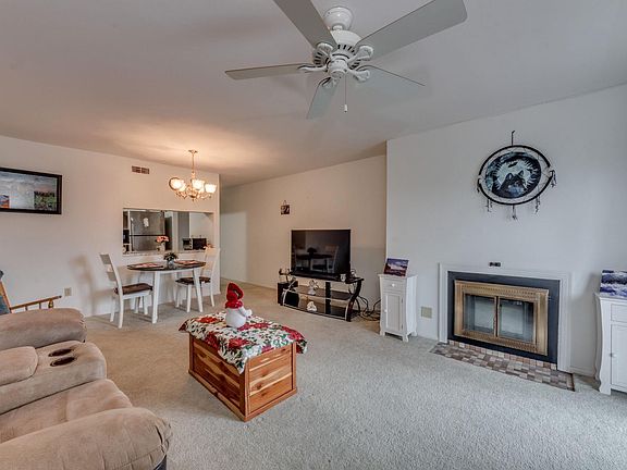3rd image of 3107 Garnette Dr APT D8