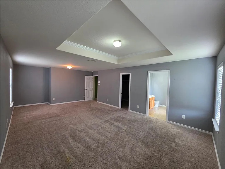 9014 Kerry Prairie Ln — Photo 10