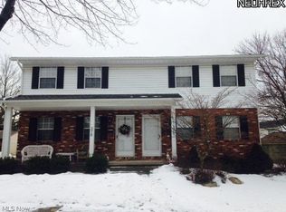 376 E Wilbeth Rd, Akron, OH 44301