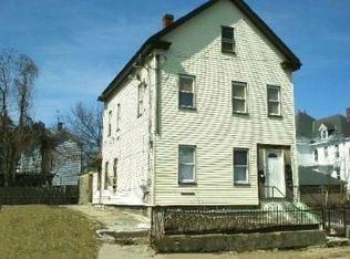 152 Newbury St, Lawrence, MA 01841