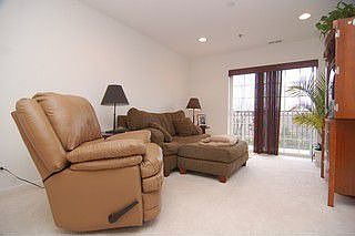 1st image of 10 N Lake St APT 409