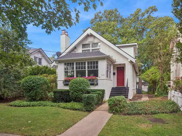 228 Poplar St, Winnetka, IL 60093