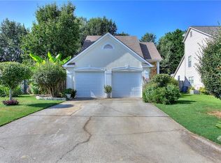 2215 Ashton Dr, Roswell, GA 30076