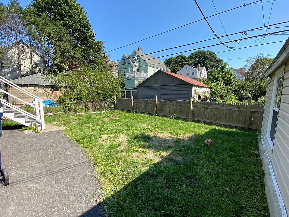 Shared yard