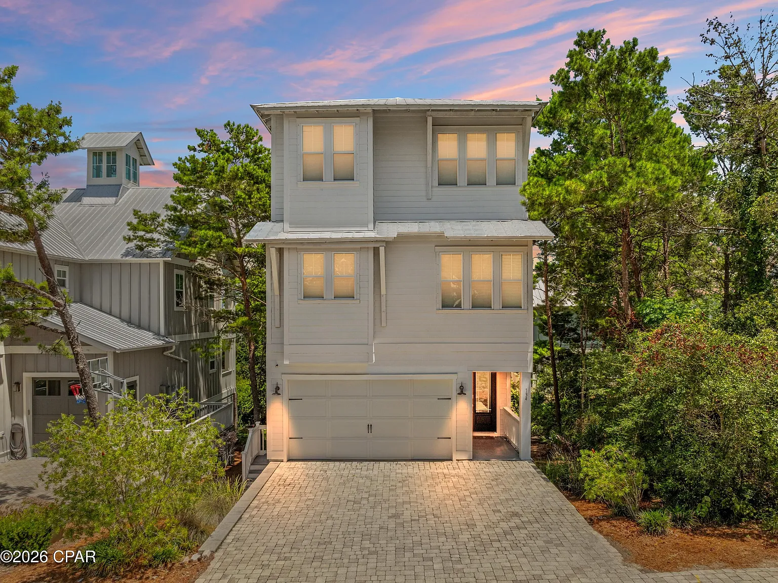 4 bed, 3.5 bath, 3116 sqft, $6,000 — Photo 1
