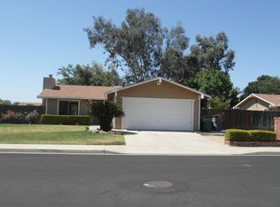 1516 Donner Ave, Clovis, CA 93611
