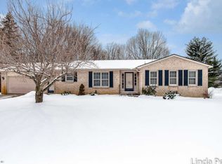 2669 Indian Ridge Dr NE, Grand Rapids, MI 49505