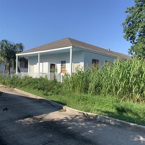 1st image of 2904 Milan St