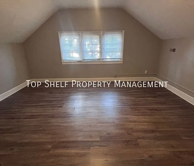 4216 Ingersoll Ave #6 — Photo 10