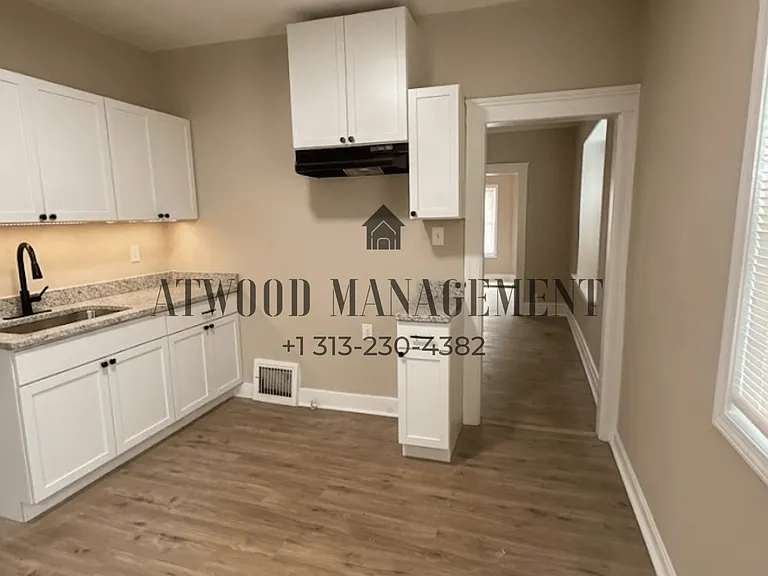 6439 Fischer Ave — Photo 6