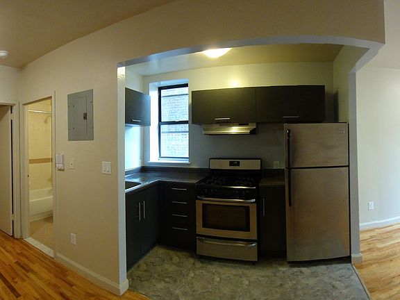 5th image of 1664 Park Ave APT 2C
