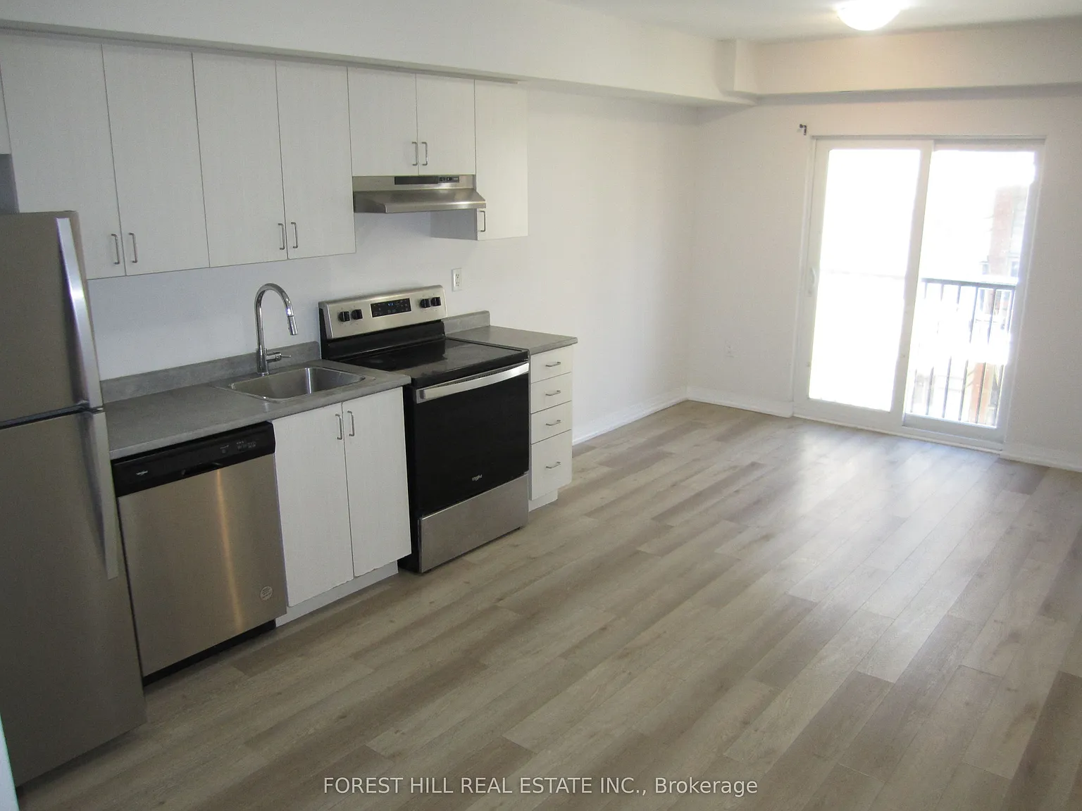 2 bed, $2,200 — Photo 3