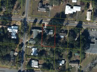 228 College Ave, Defuniak Springs, FL 32435