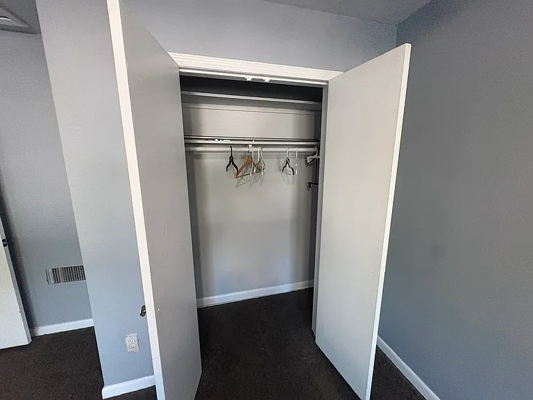 120 Charles Pl — Photo 22