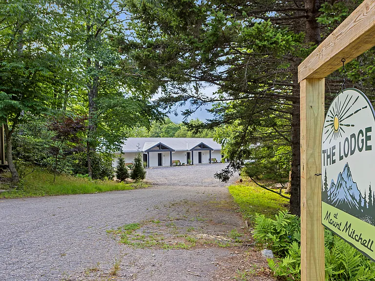 76 S Toe River Rd #5 — Photo 2