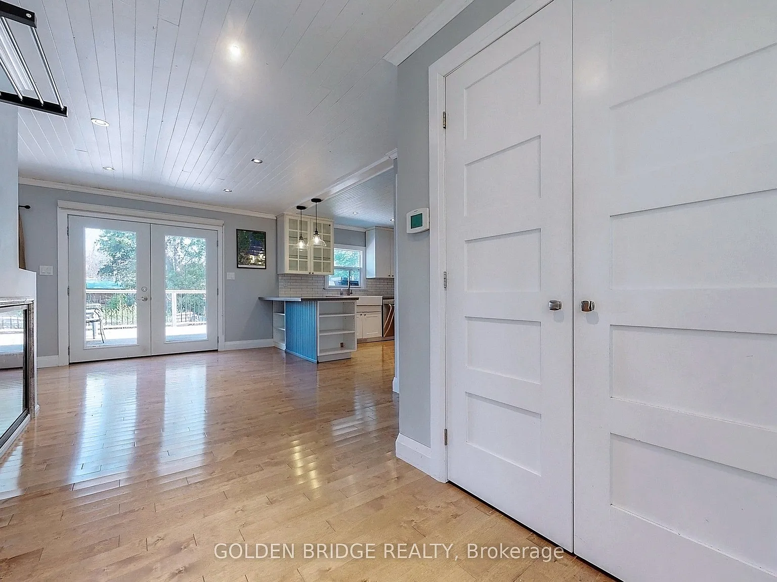 3 bed, $3,200 — Photo 4