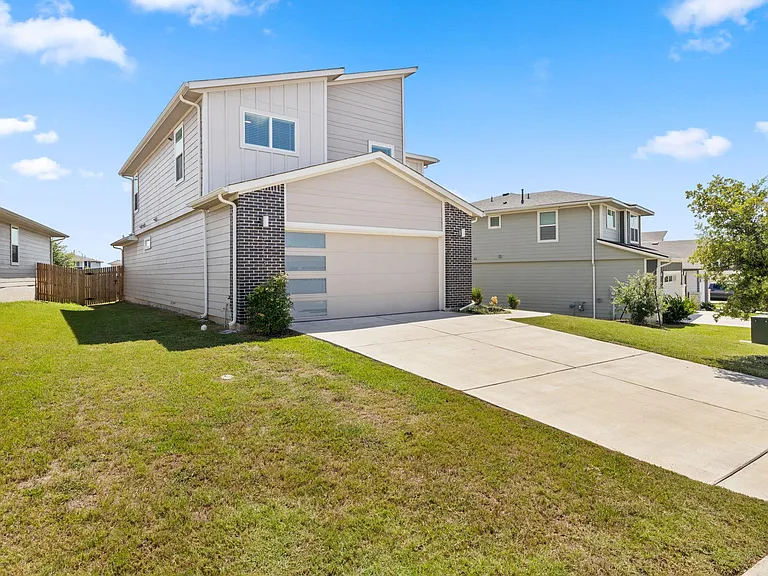 7713 Jacobean Way — Photo 3