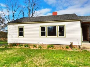 222 N Main St, Petersham, MA 01366