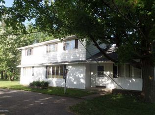 512 N Main St, Nashville, MI