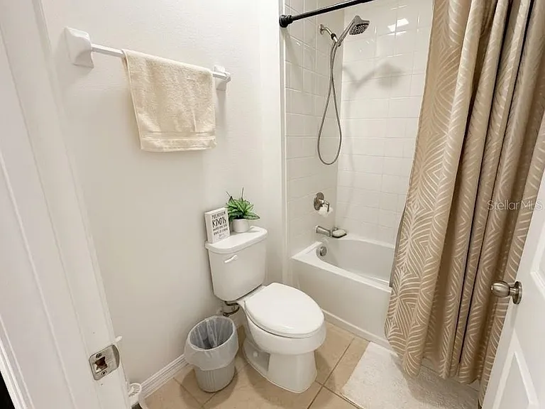 643 Samuel Pl — Photo 20