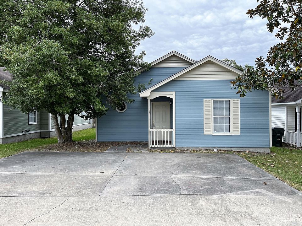1st image of 1332 Edgewood Dr