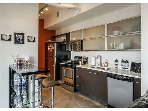 2115 Yeaman Pl #309 Photo 1