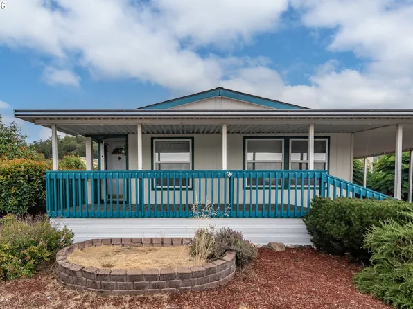 217 Shadow Ranch Ln, Roseburg, OR 97470