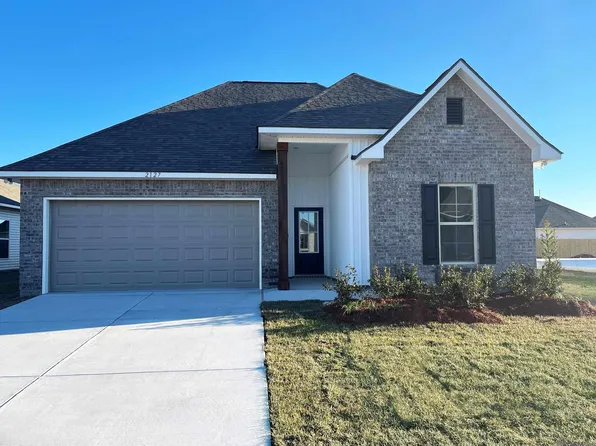 2127 Hayes Ave, Port Allen, LA 70767