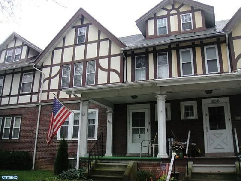 936 Franklin St photo 1