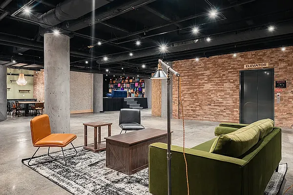 Rented by Nooklyn NYC LLC | media 25