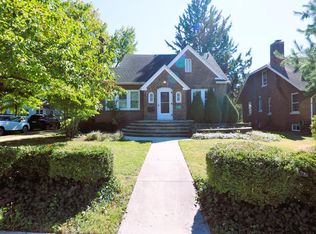 1507 E Oakland Ave, Bloomington, IL