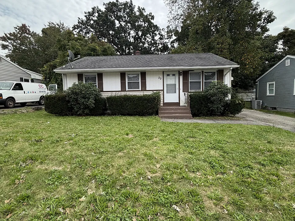 20 Yates St