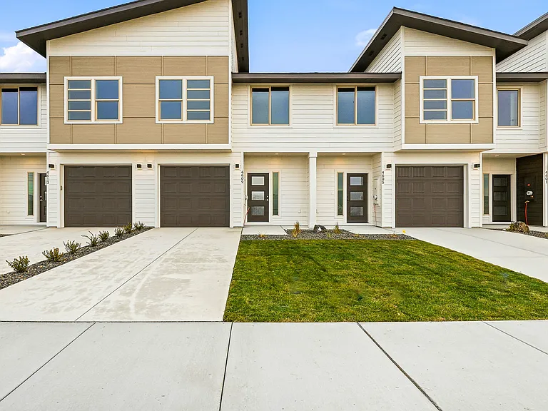 UNIT 114-42 4609th Rd — Photo 3