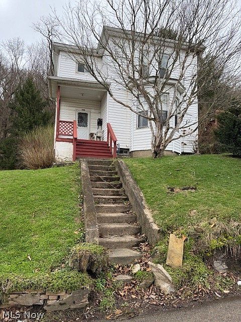 1st image of 626 High St