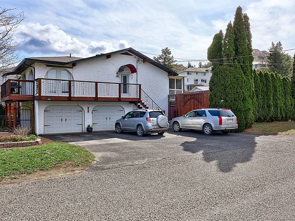 2nd image of 381 Mary Pl