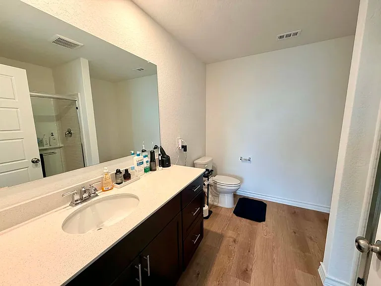 4028 Lily Glade Ln — Photo 9