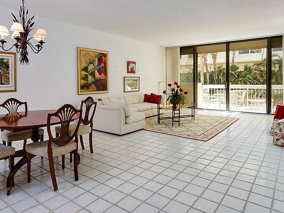 2nd image of 330 S Ocean Blvd #12